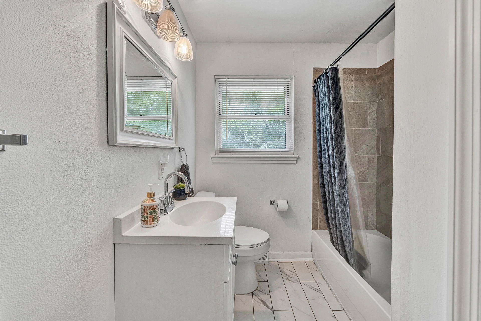 3820 WILMONT AVE NW - Photo 15