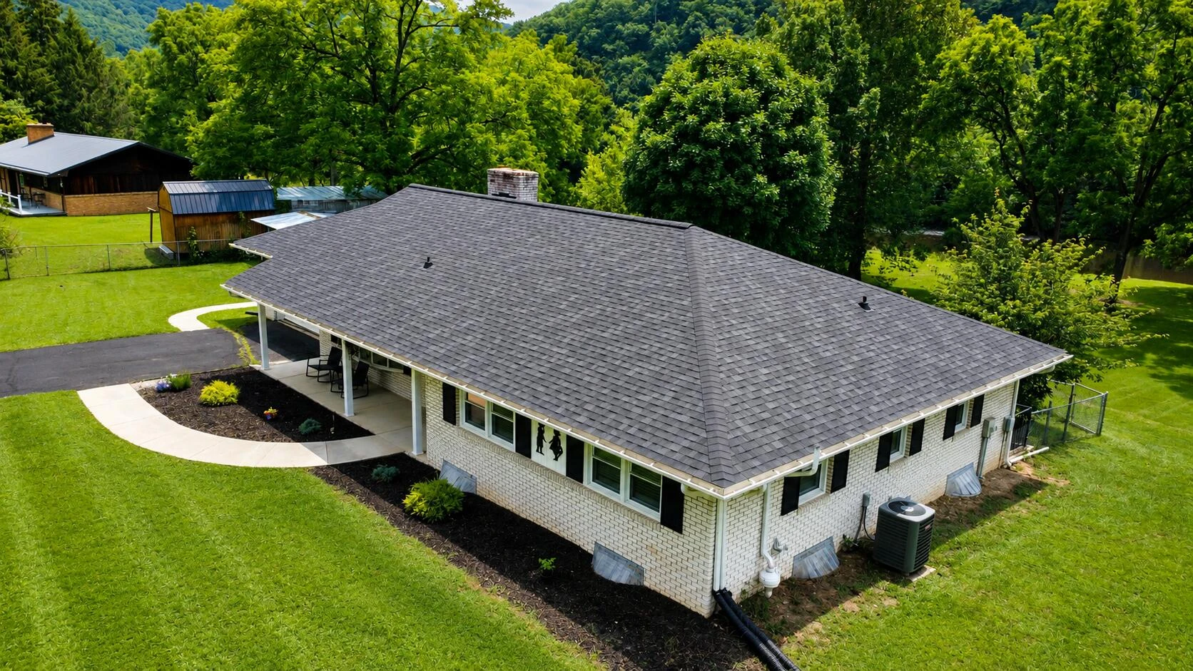 2119 Evergreen RD - Photo 18