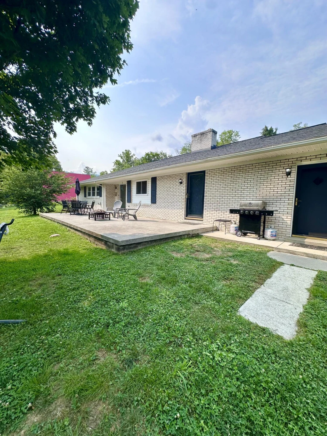 2119 Evergreen RD - Photo 37