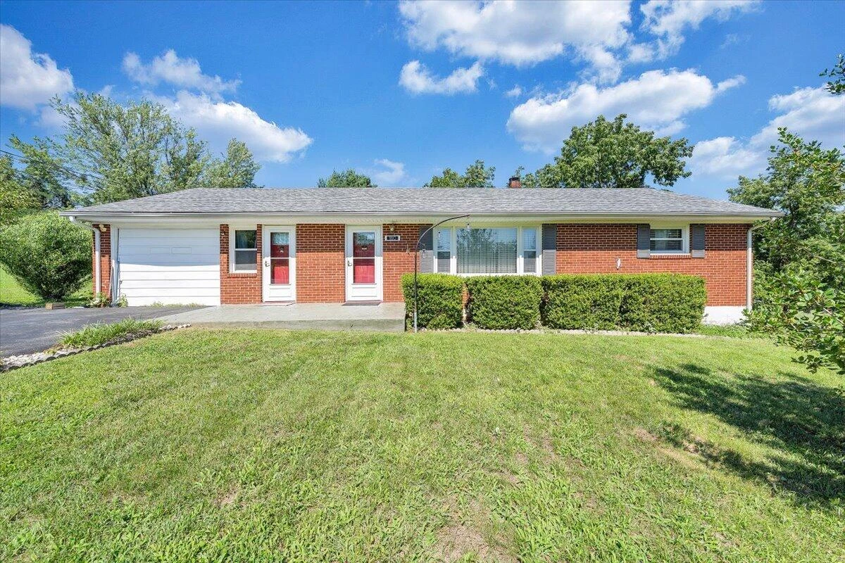 180 Blue Ridge DR