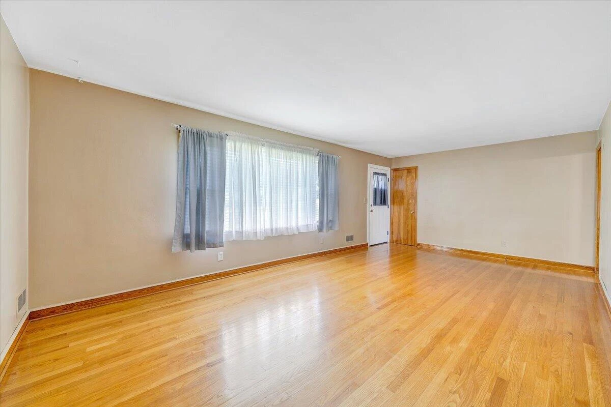 180 Blue Ridge DR - Photo 4