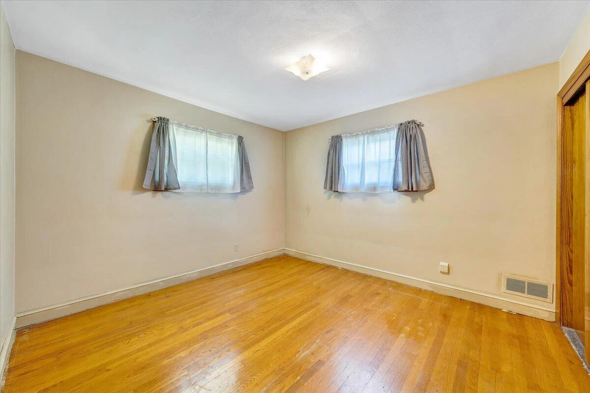 180 Blue Ridge DR - Photo 13