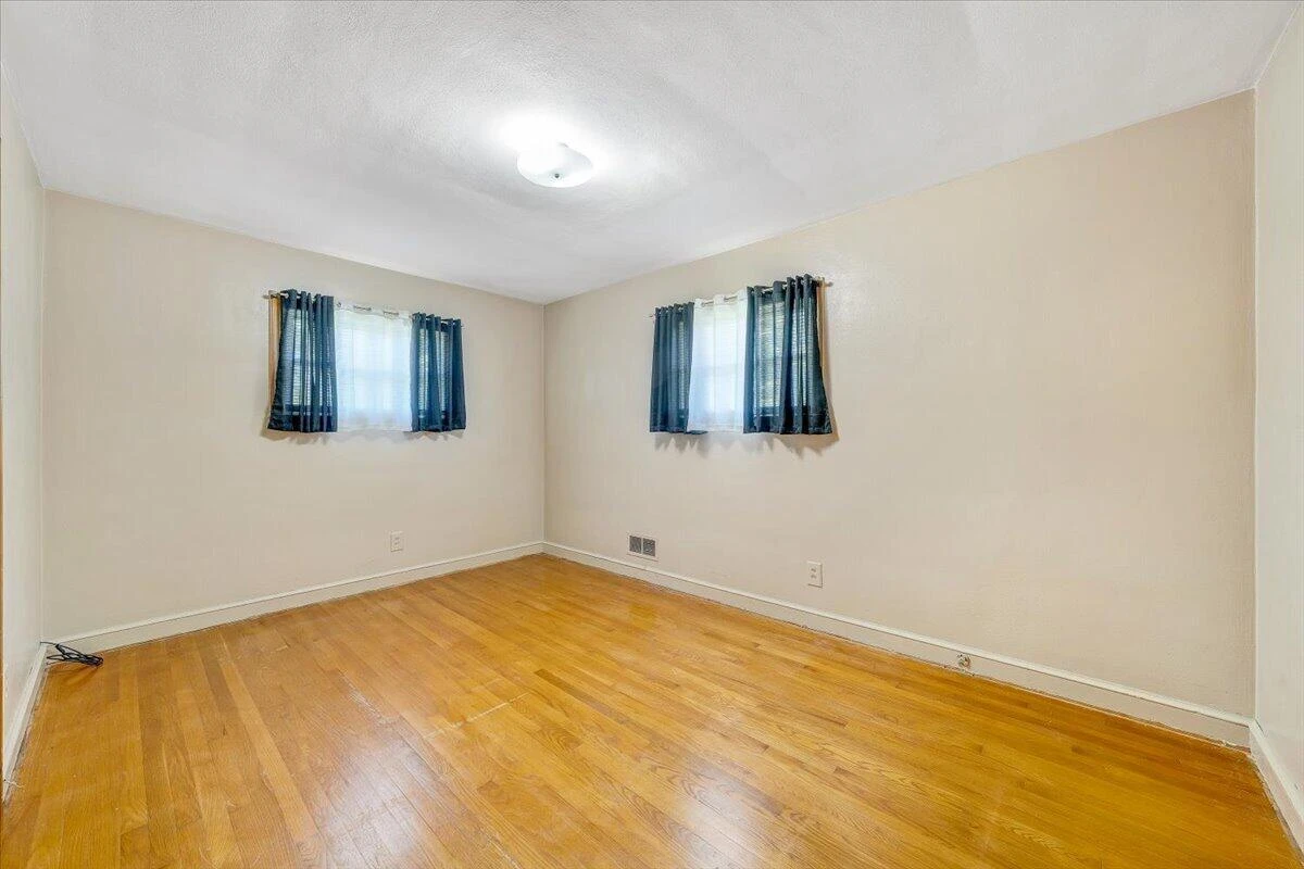 180 Blue Ridge DR - Photo 15