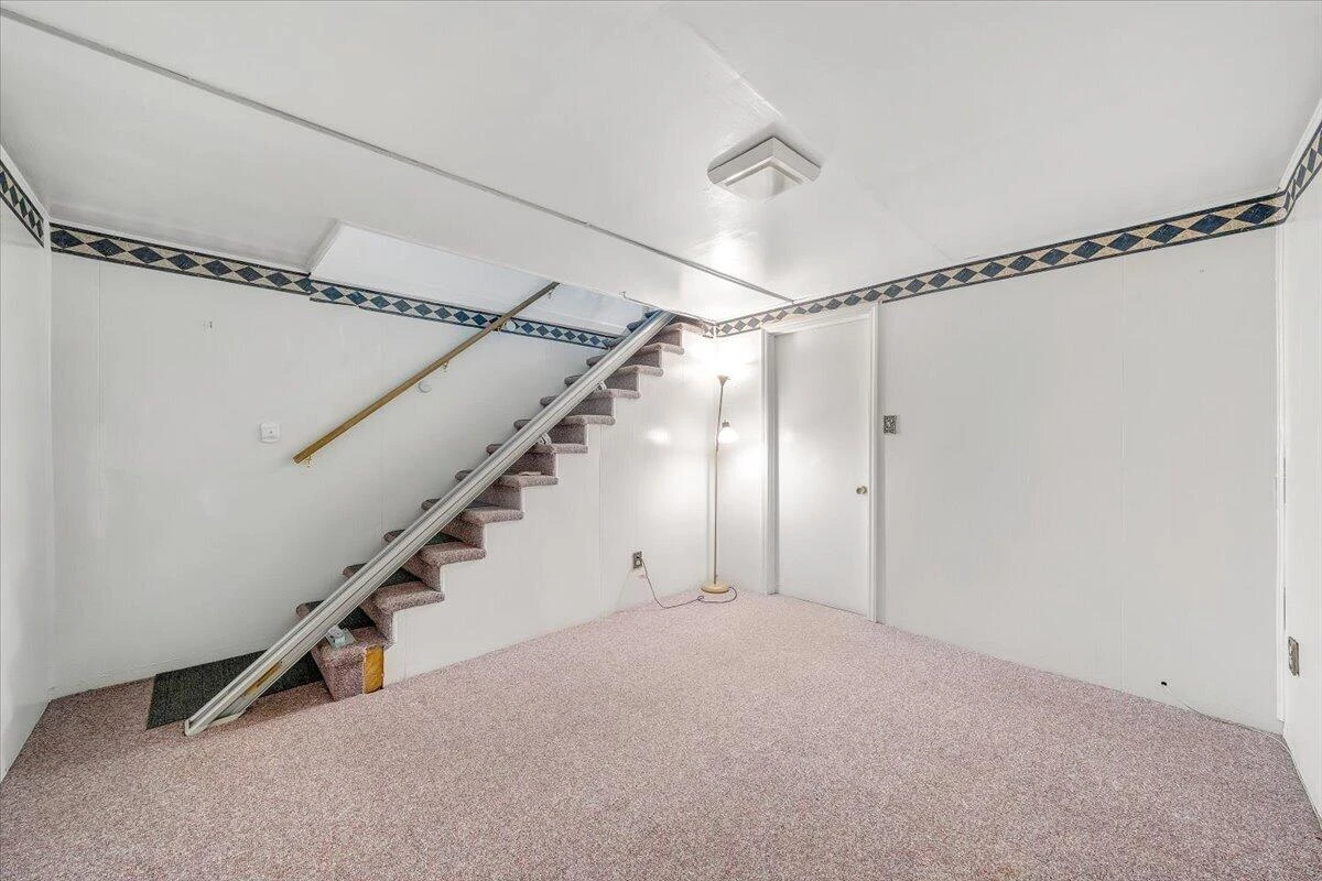 180 Blue Ridge DR - Photo 21