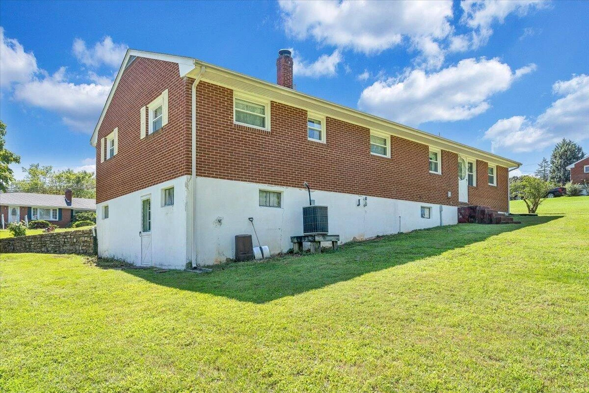 180 Blue Ridge DR - Photo 39