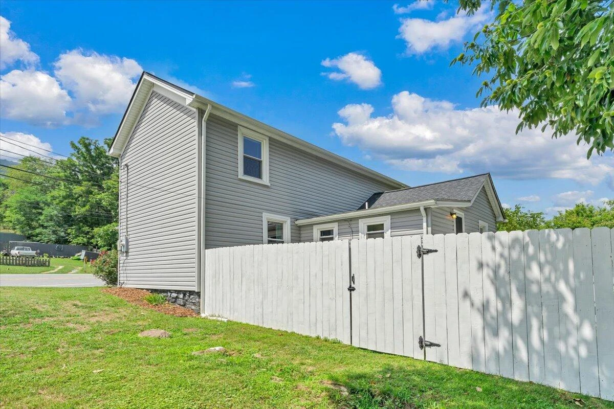 20314 Main ST - Photo 28
