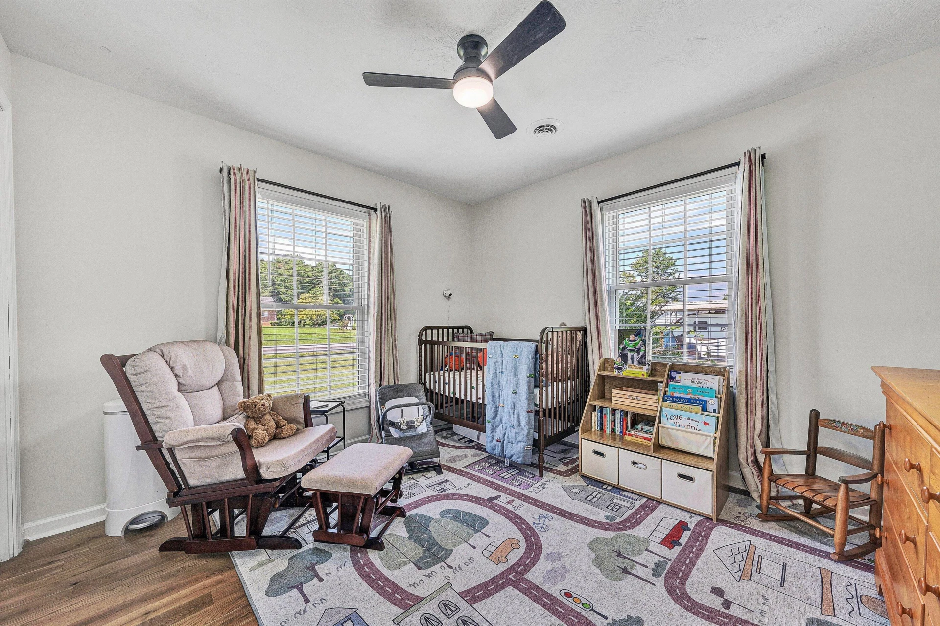 400 Redwood RD - Photo 11