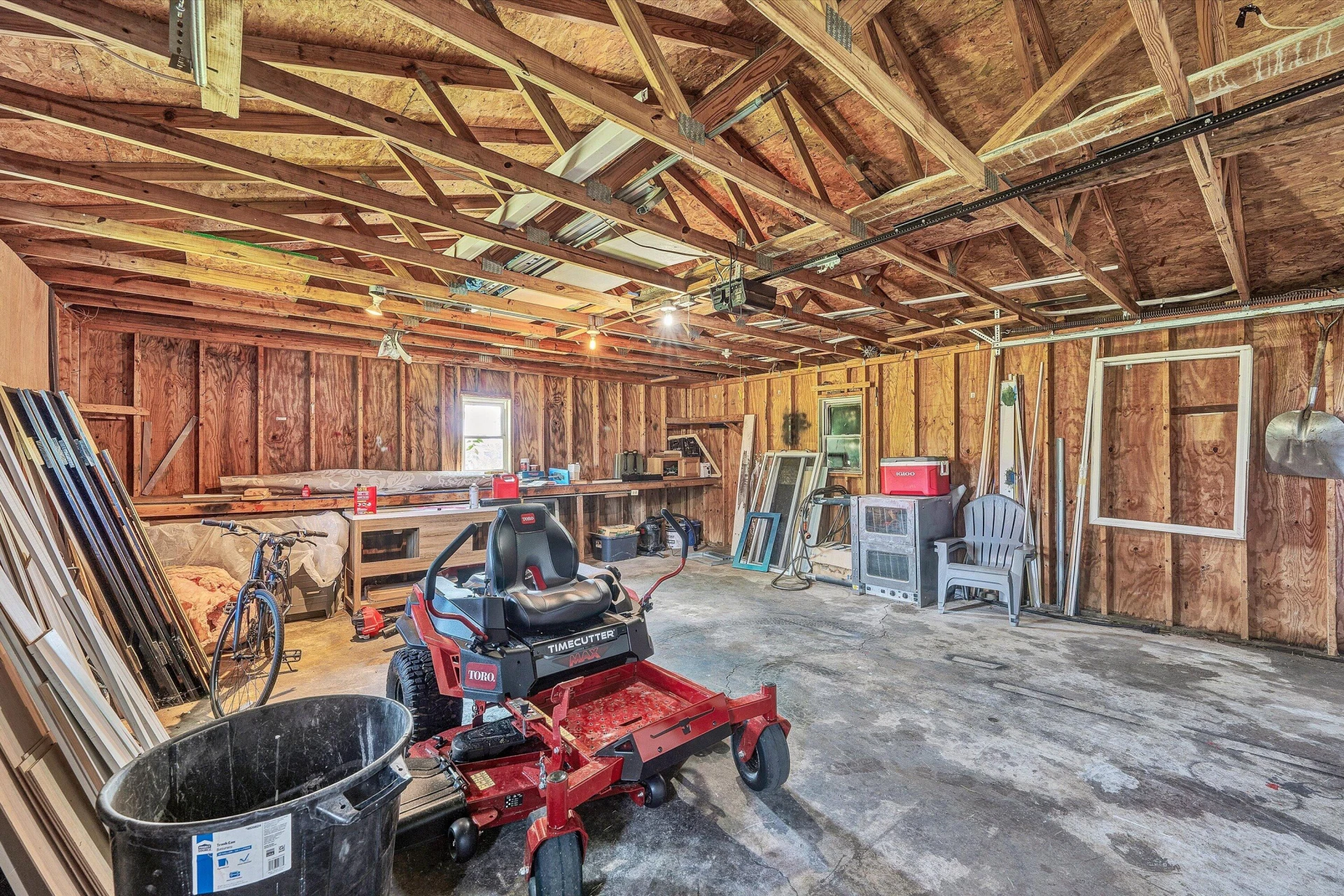 400 Redwood RD - Photo 36