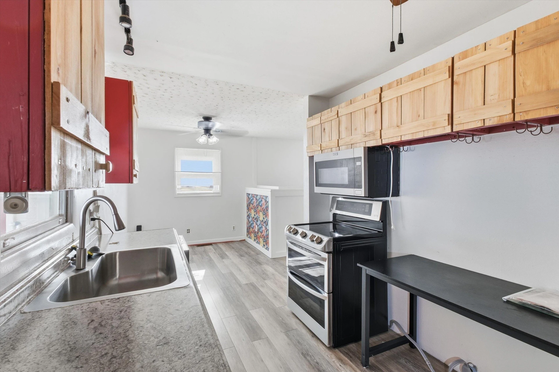 222 E Gordon ST - Photo 7