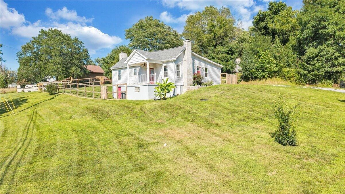 2812 Webster RD - Photo 45