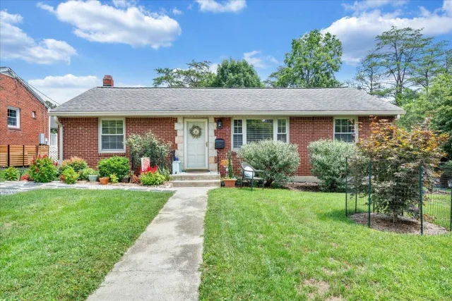 3238 Brandywine AVE