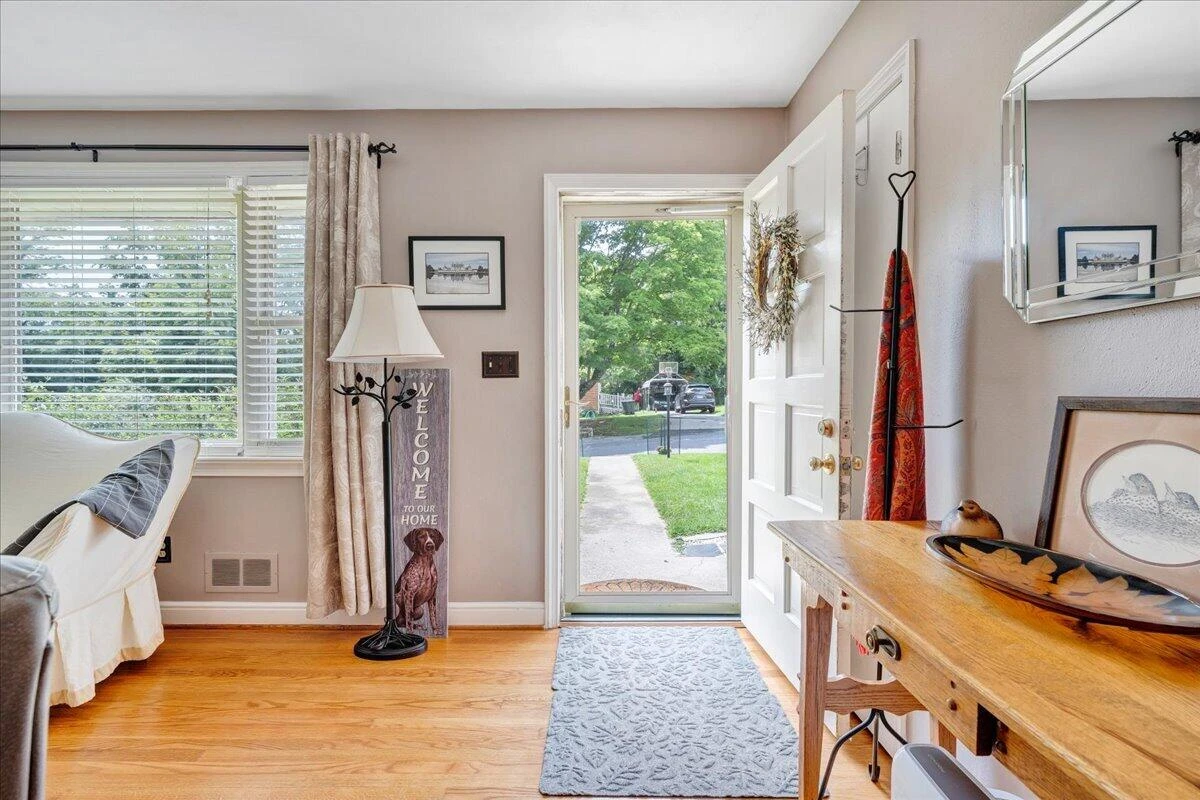 3238 Brandywine AVE - Photo 8