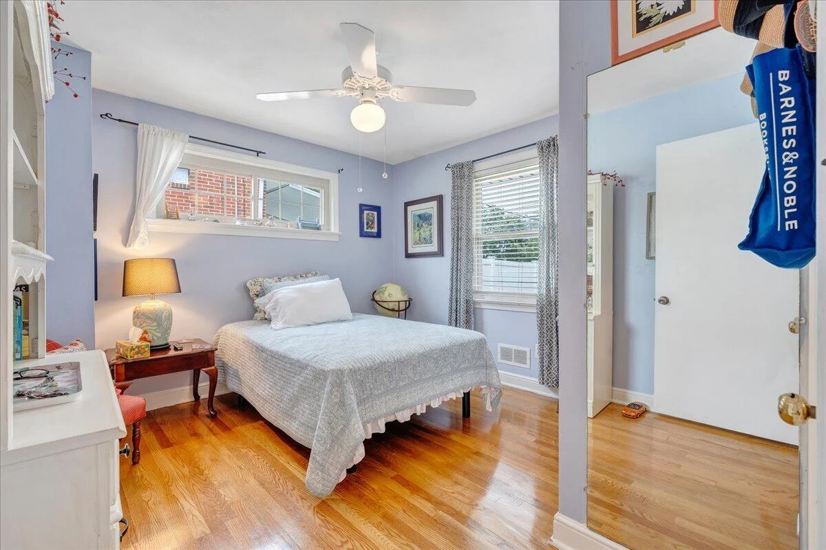 3238 Brandywine AVE - Photo 24