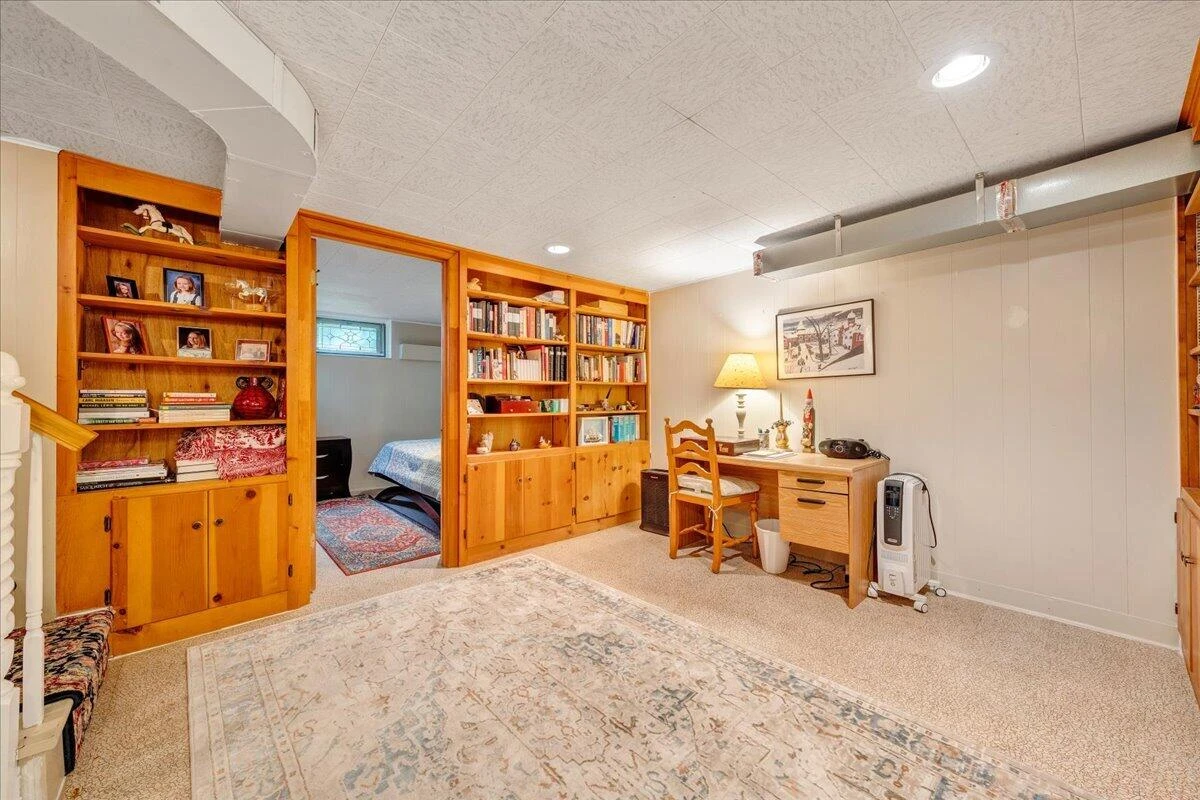 3238 Brandywine AVE - Photo 31