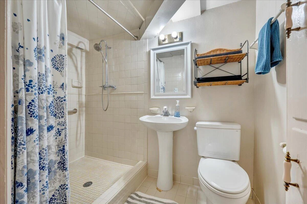 3238 Brandywine AVE - Photo 37