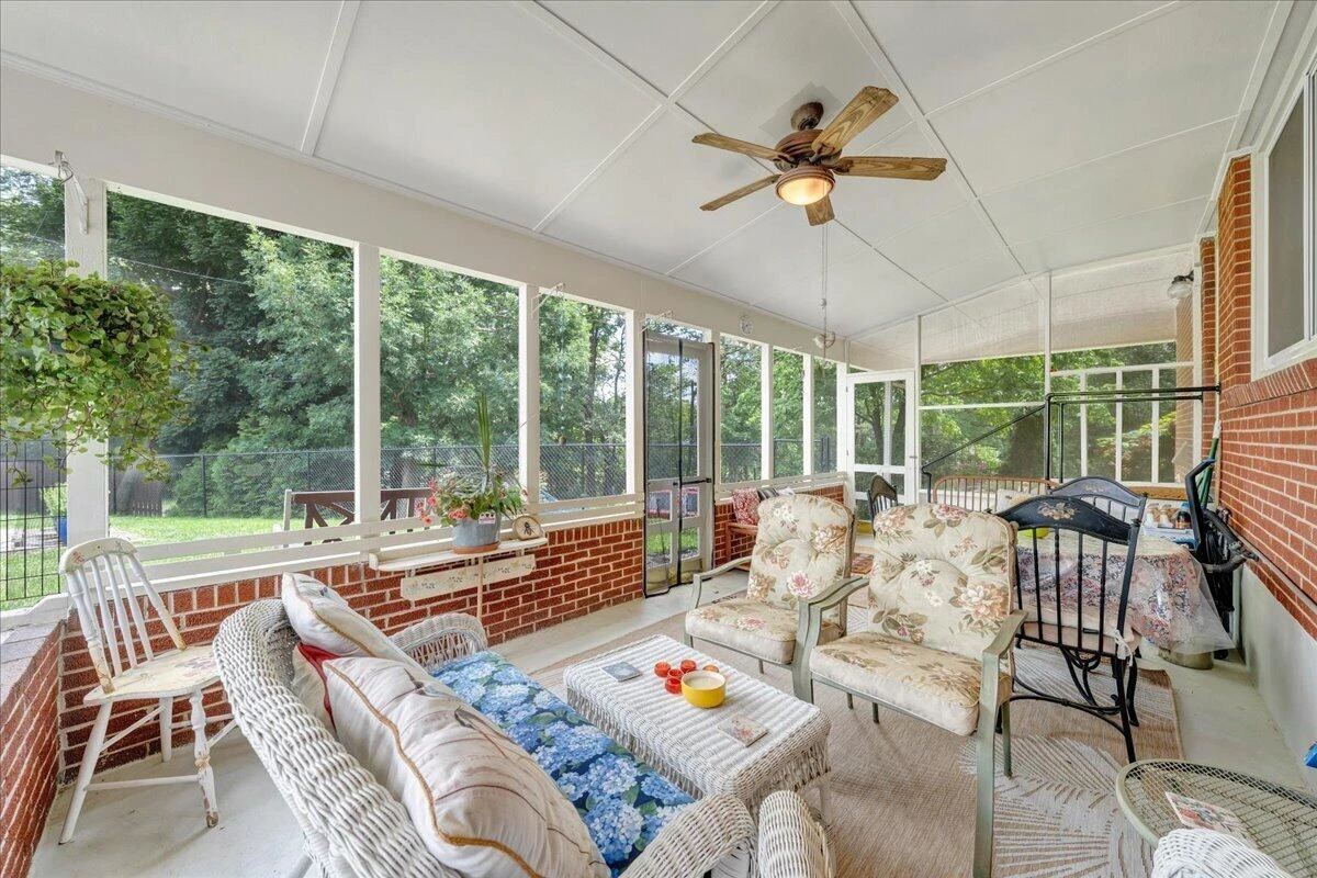 3238 Brandywine AVE - Photo 43