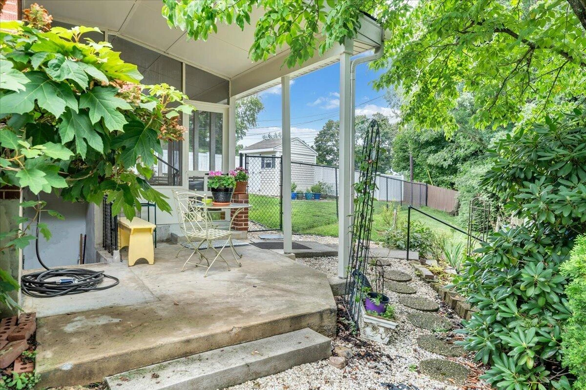 3238 Brandywine AVE - Photo 44