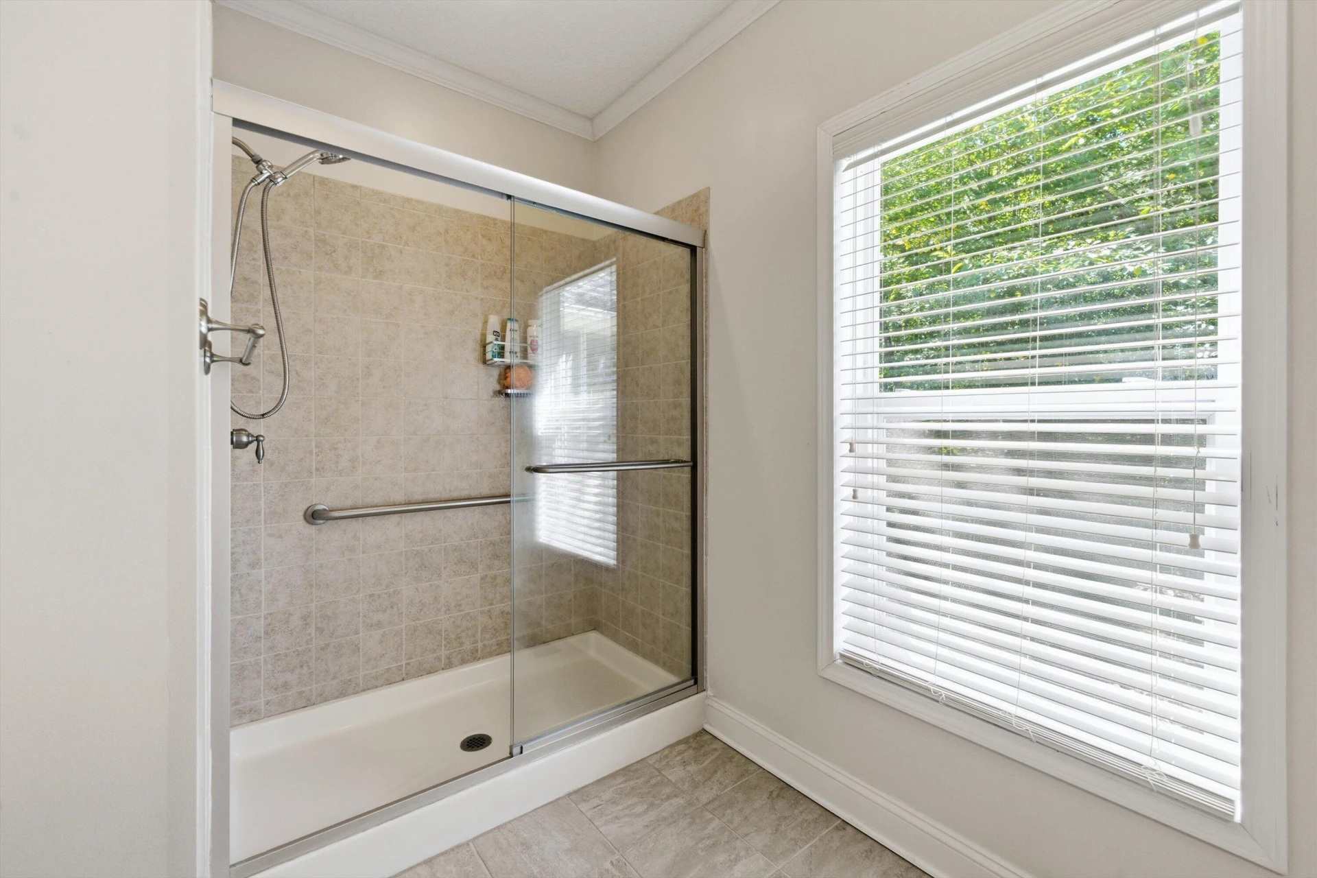 2340 Lakewood Forest RD - Photo 9