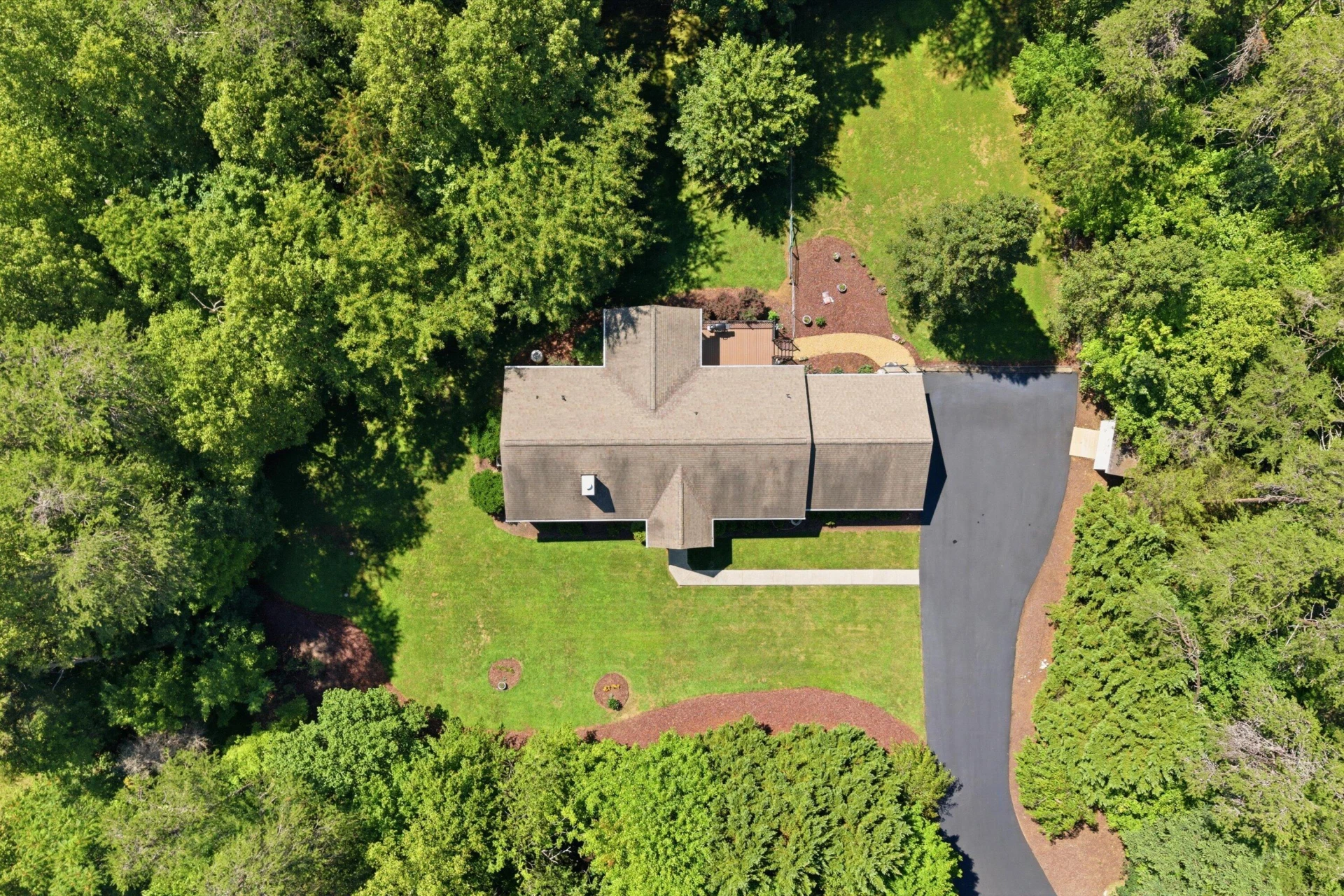 2340 Lakewood Forest RD - Photo 37