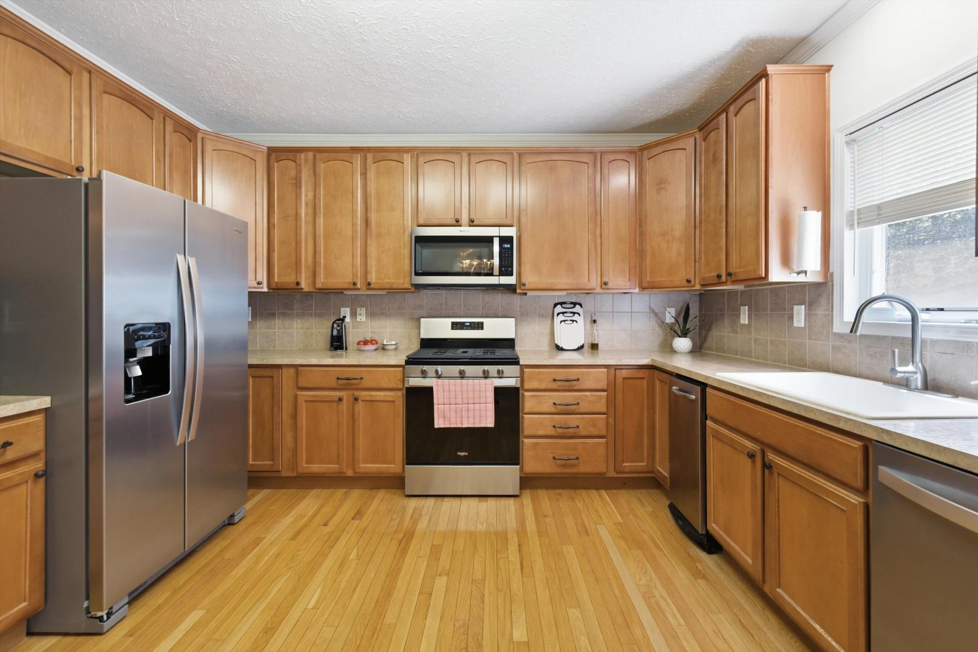 2340 Lakewood Forest RD - Photo 30