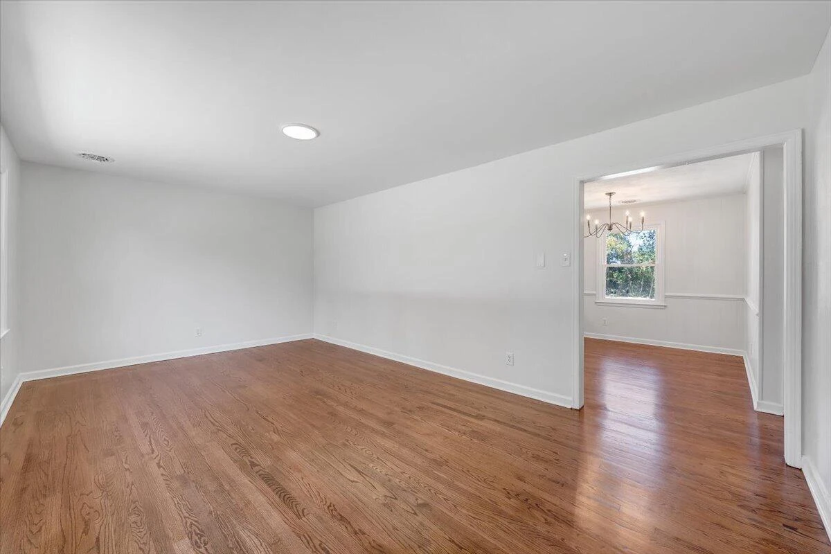 1002 Green Meadows Rd RD - Photo 2