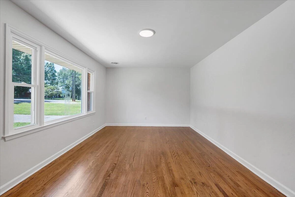 1002 Green Meadows Rd RD - Photo 5
