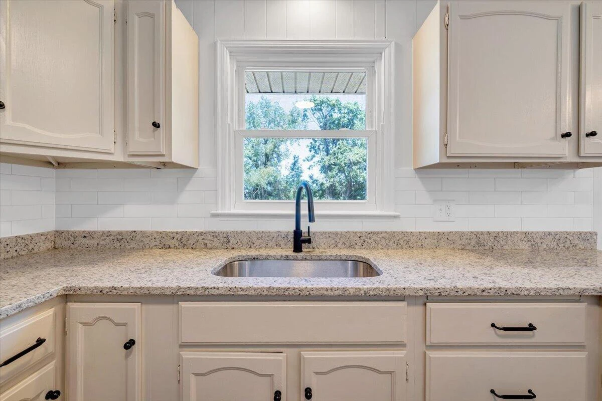1002 Green Meadows Rd RD - Photo 11