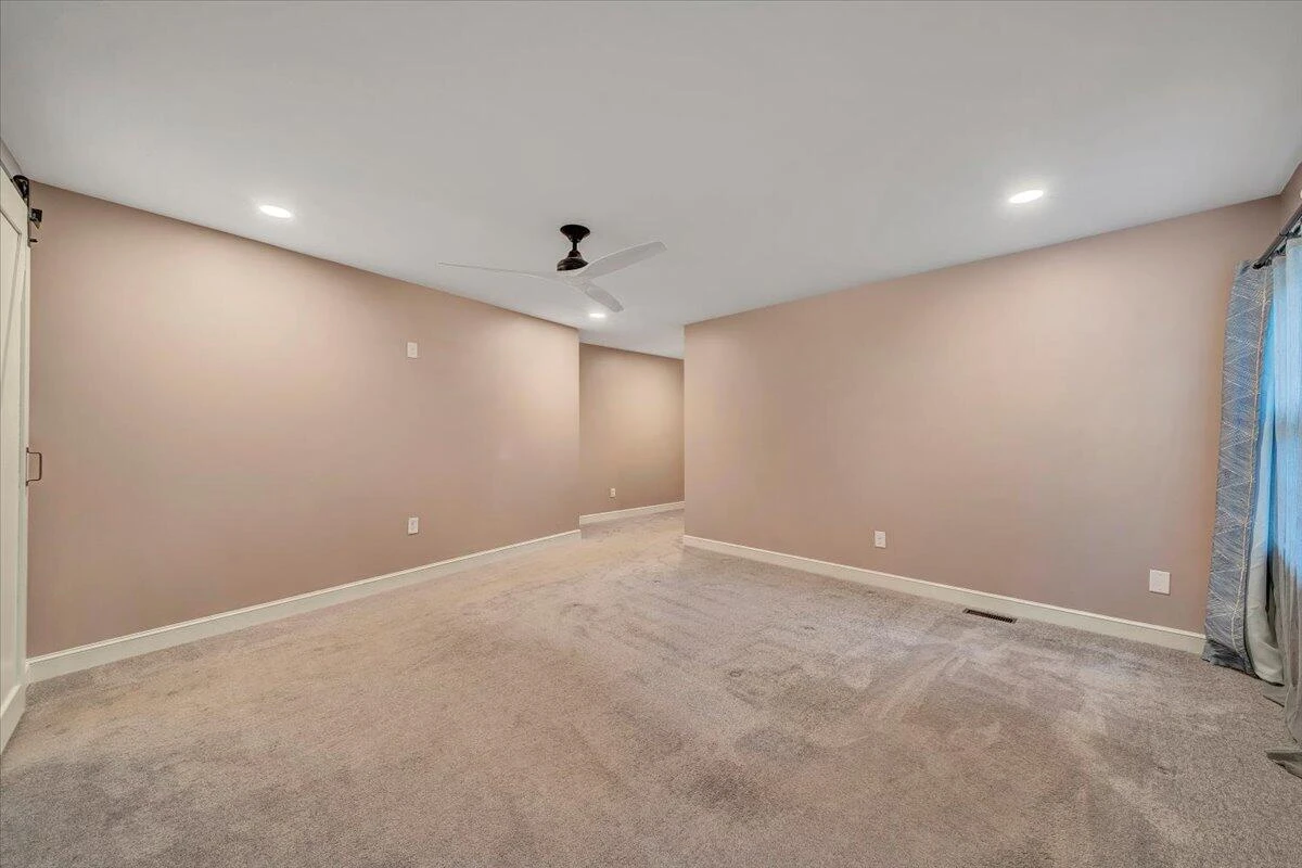 5027 Hunting Hills DR - Photo 32