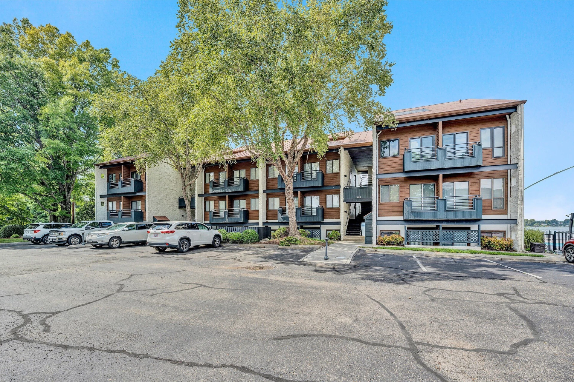 6605 Smith Mountain RD #111 - Photo 4