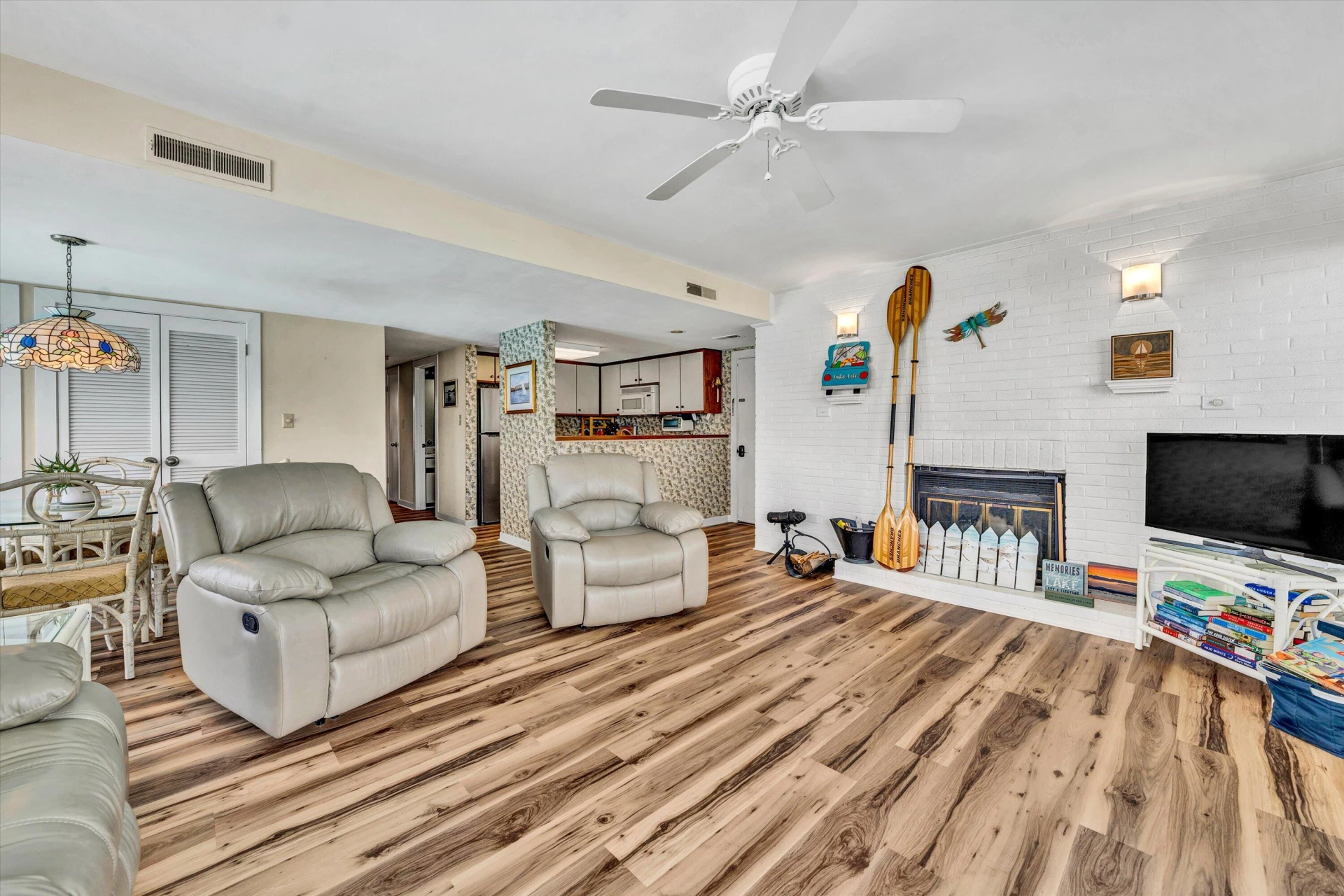 6605 Smith Mountain RD #111 - Photo 8