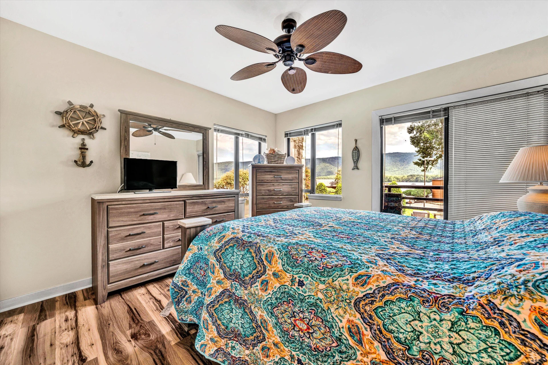 6605 Smith Mountain RD #111 - Photo 19