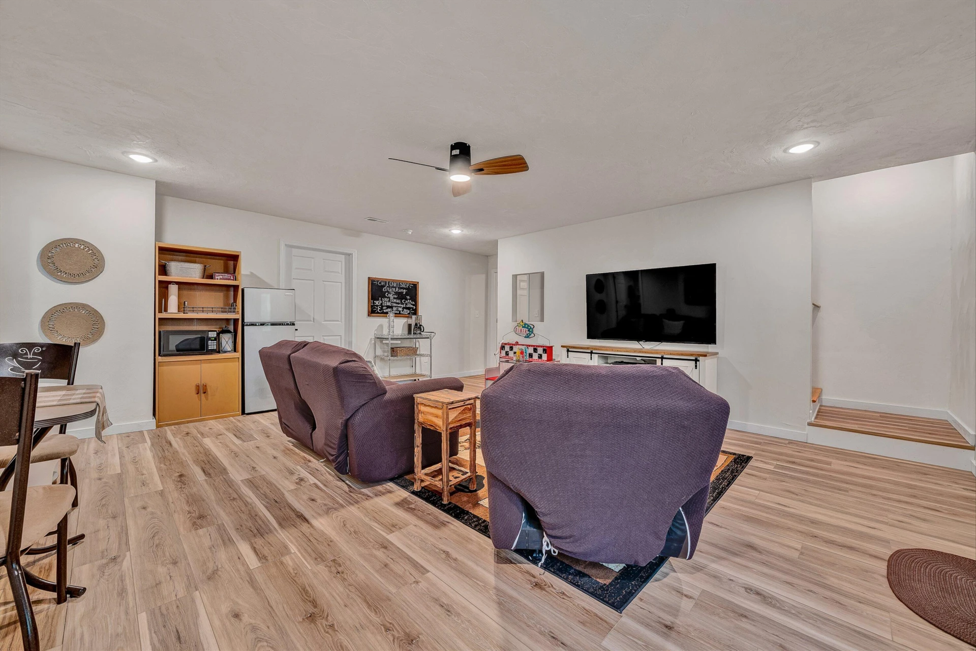 109 Ridgeway CT - Photo 26