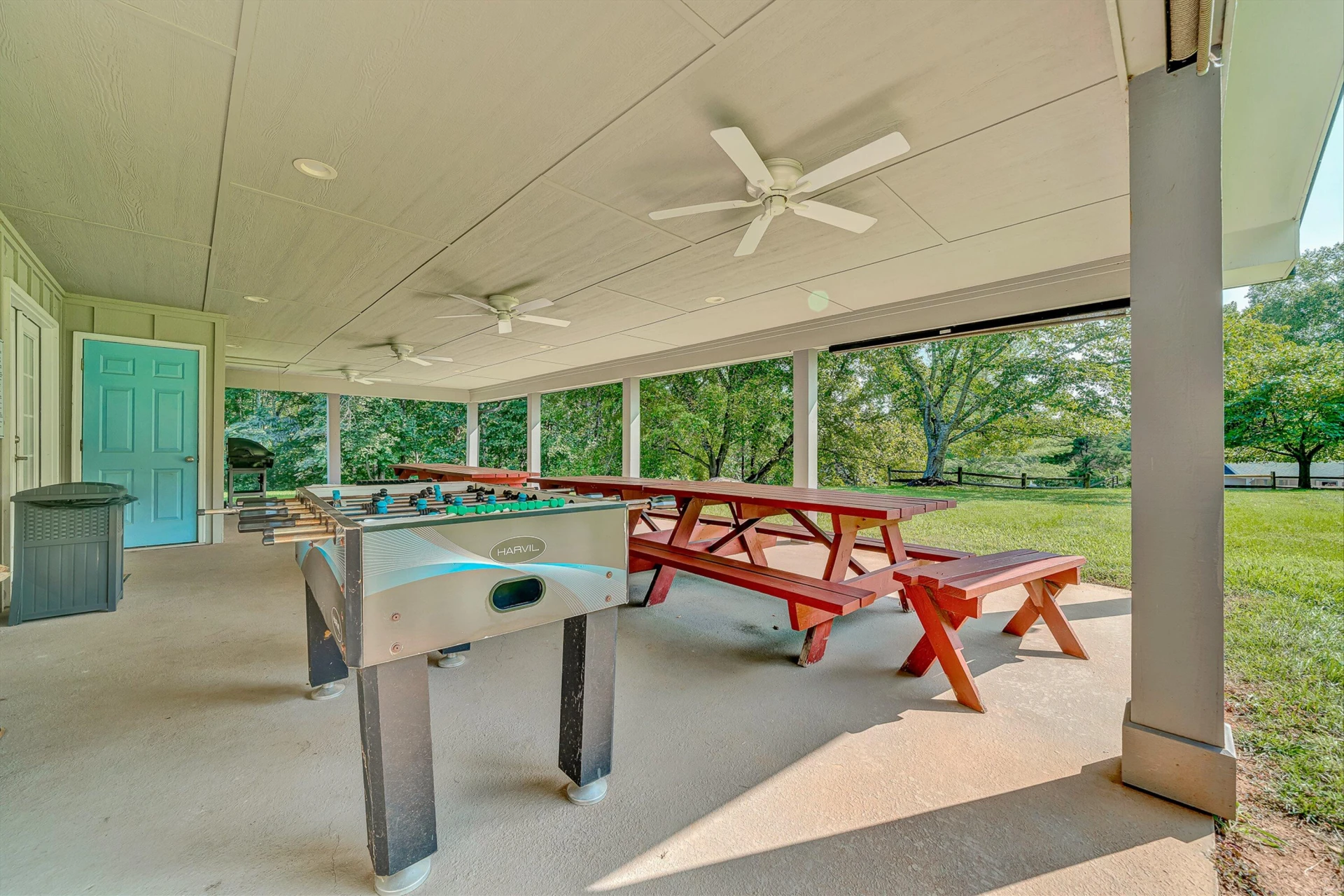 109 Ridgeway CT - Photo 40