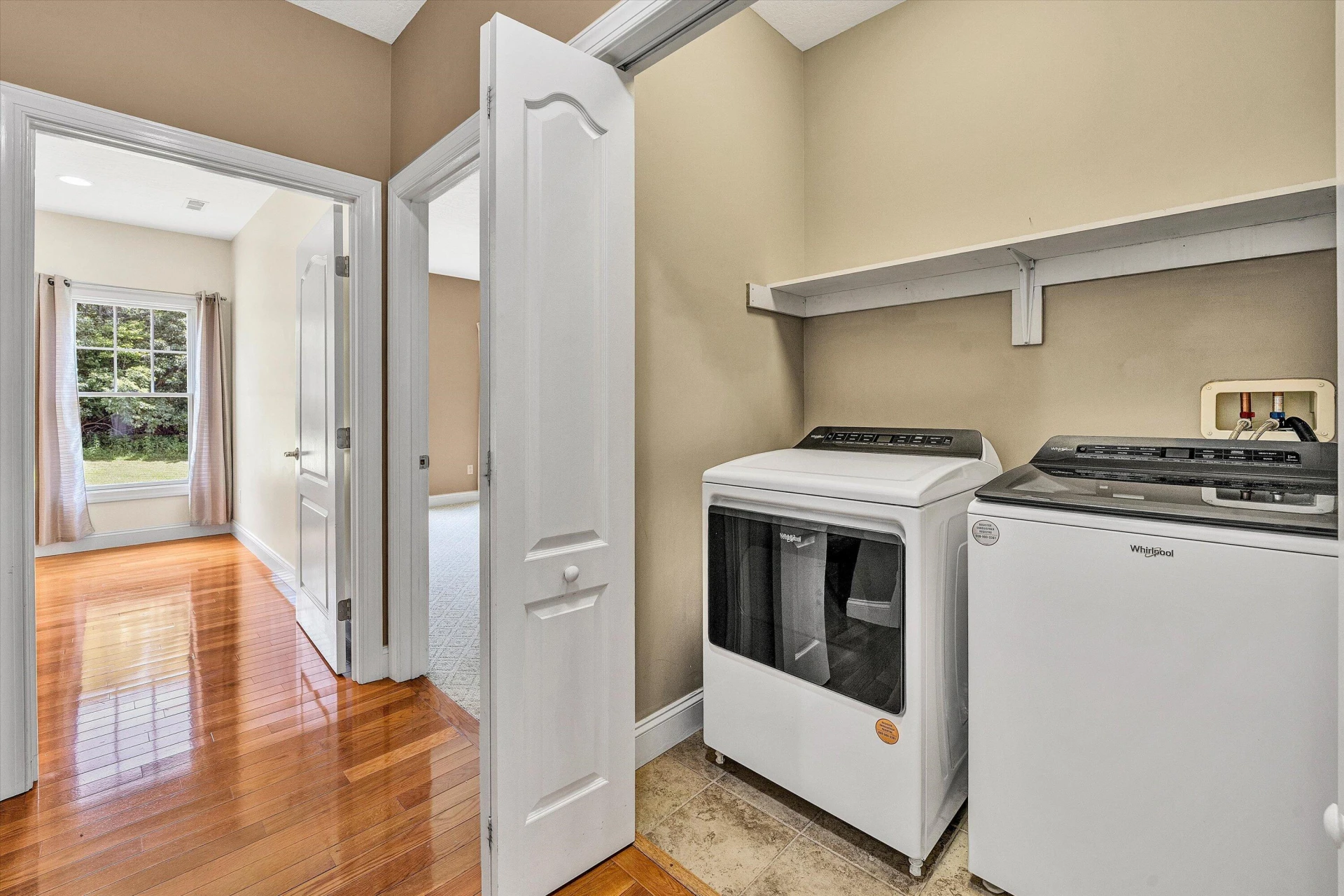 131 Grand Harbour CT - Photo 28