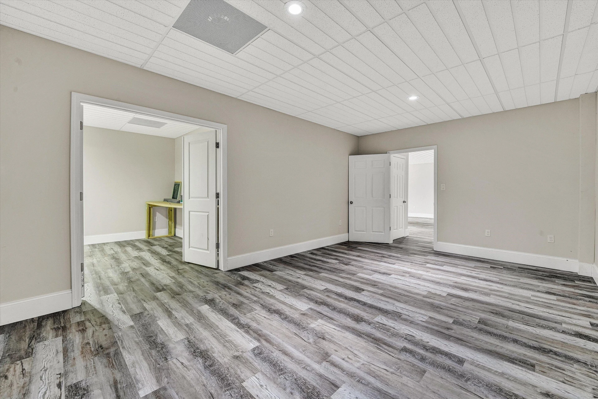 131 Grand Harbour CT - Photo 45