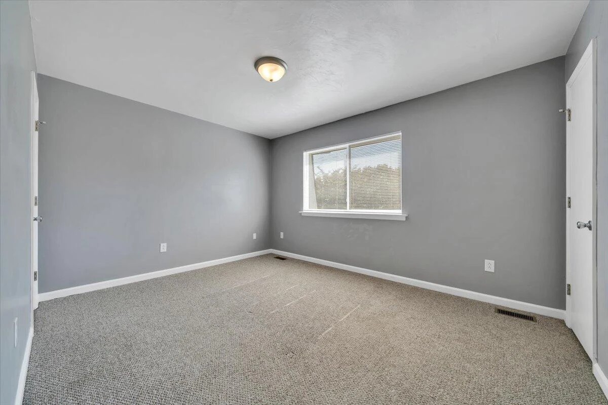 3433 Garden City BLVD SE - Photo 12