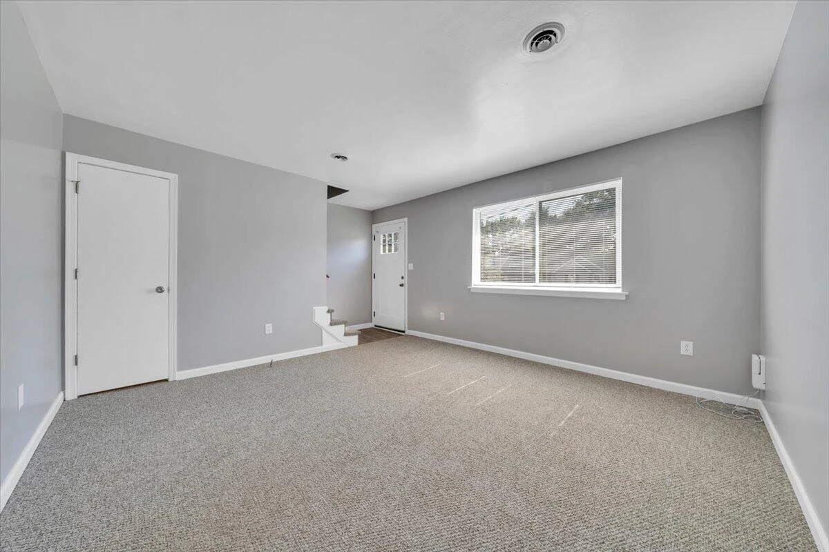 3433 Garden City BLVD SE - Photo 14