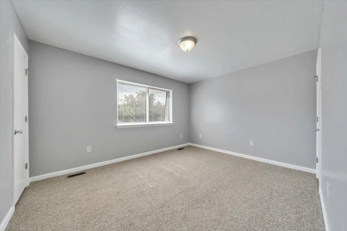 3433 Garden City BLVD SE - Photo 23