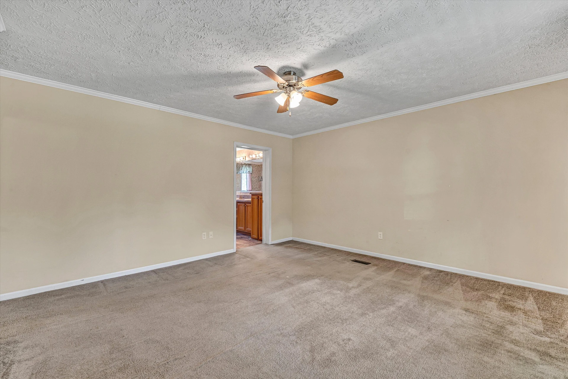 271 Leanor ST - Photo 19