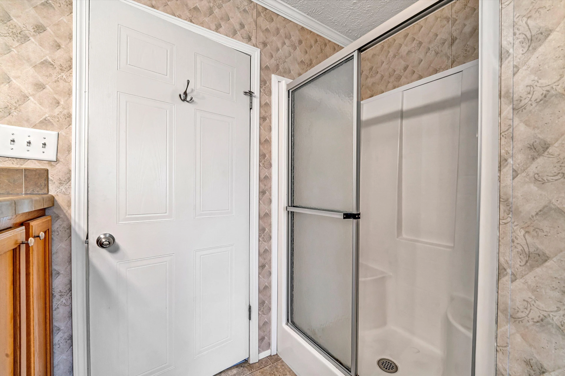 271 Leanor ST - Photo 20