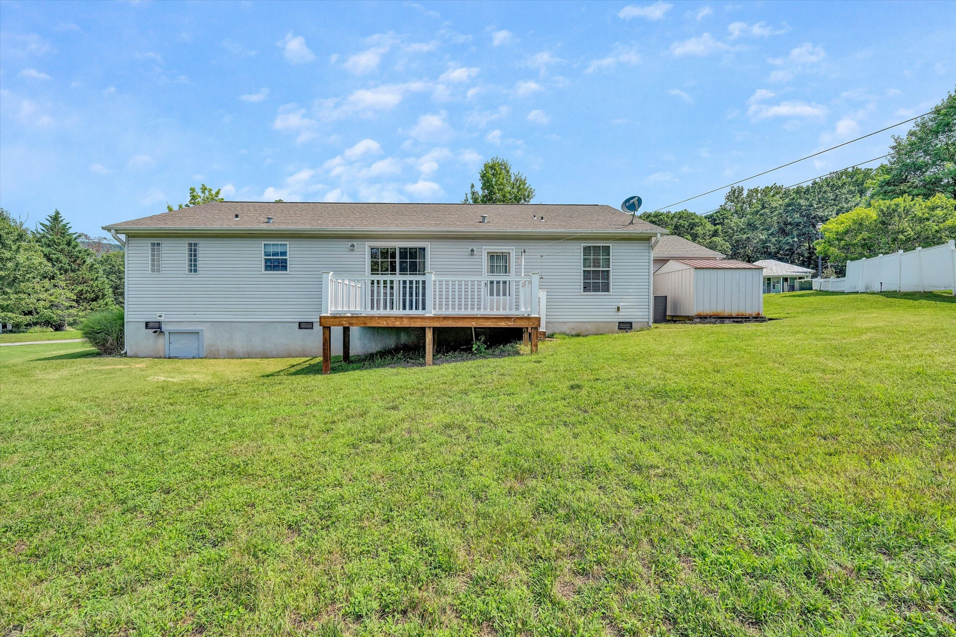271 Leanor ST - Photo 23