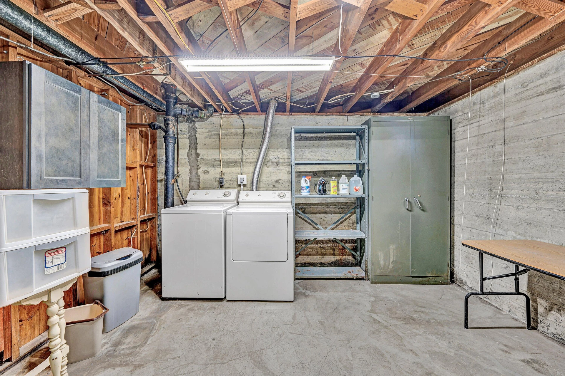 946 Red LN - Photo 26