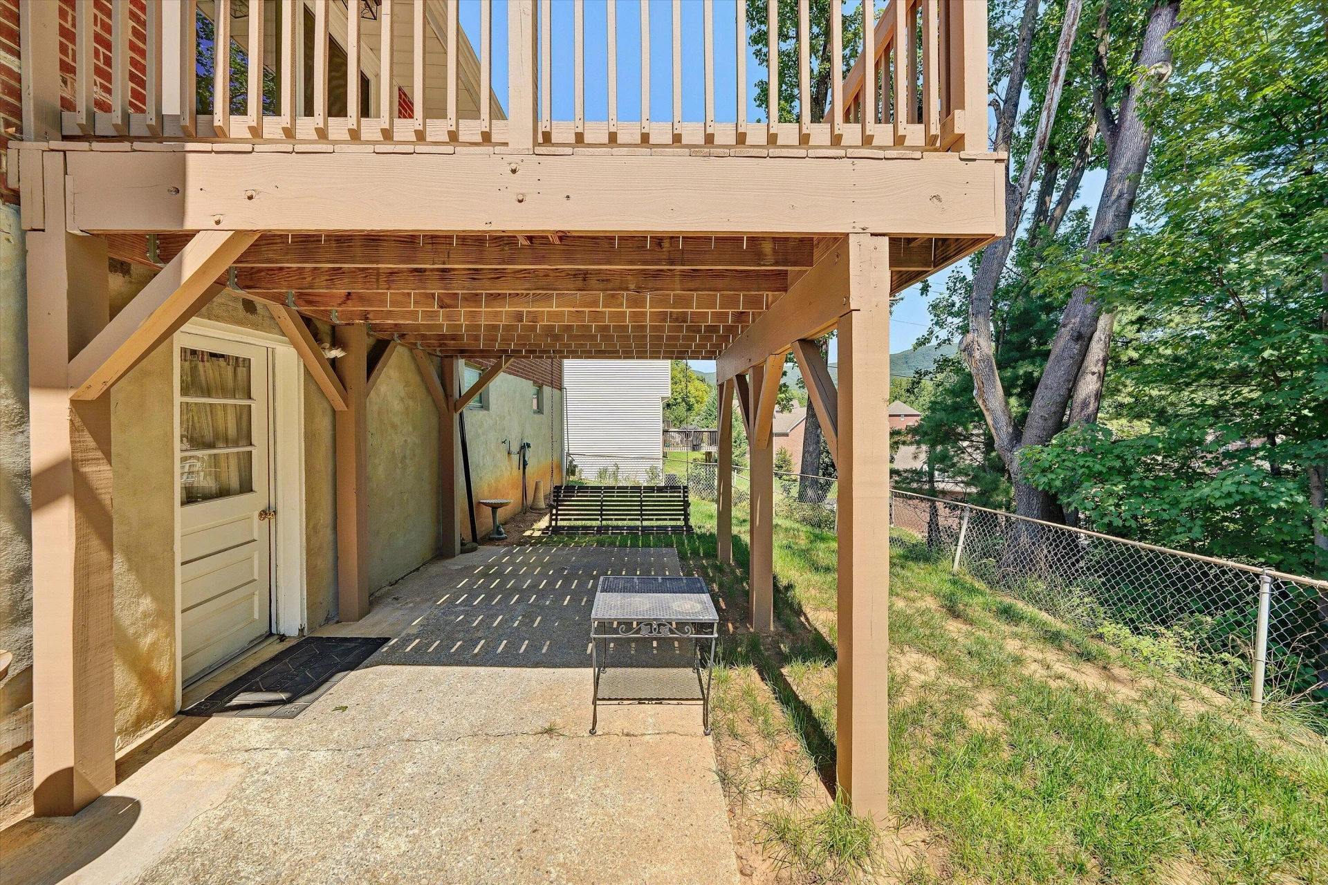 946 Red LN - Photo 32