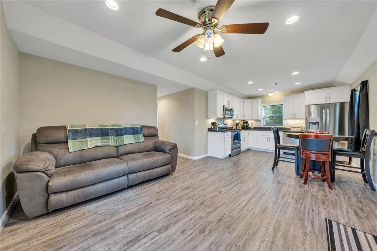 2363 Blue Bend RD - Photo 5