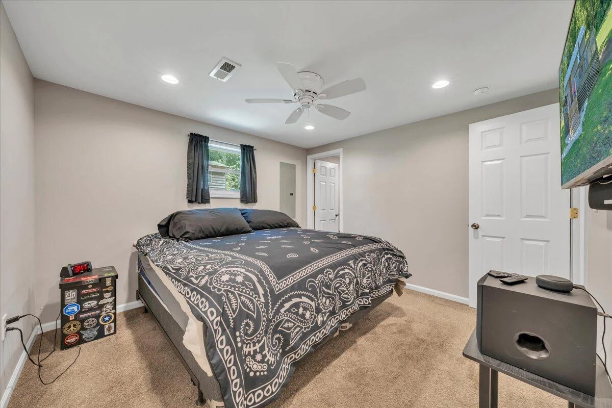 2363 Blue Bend RD - Photo 17