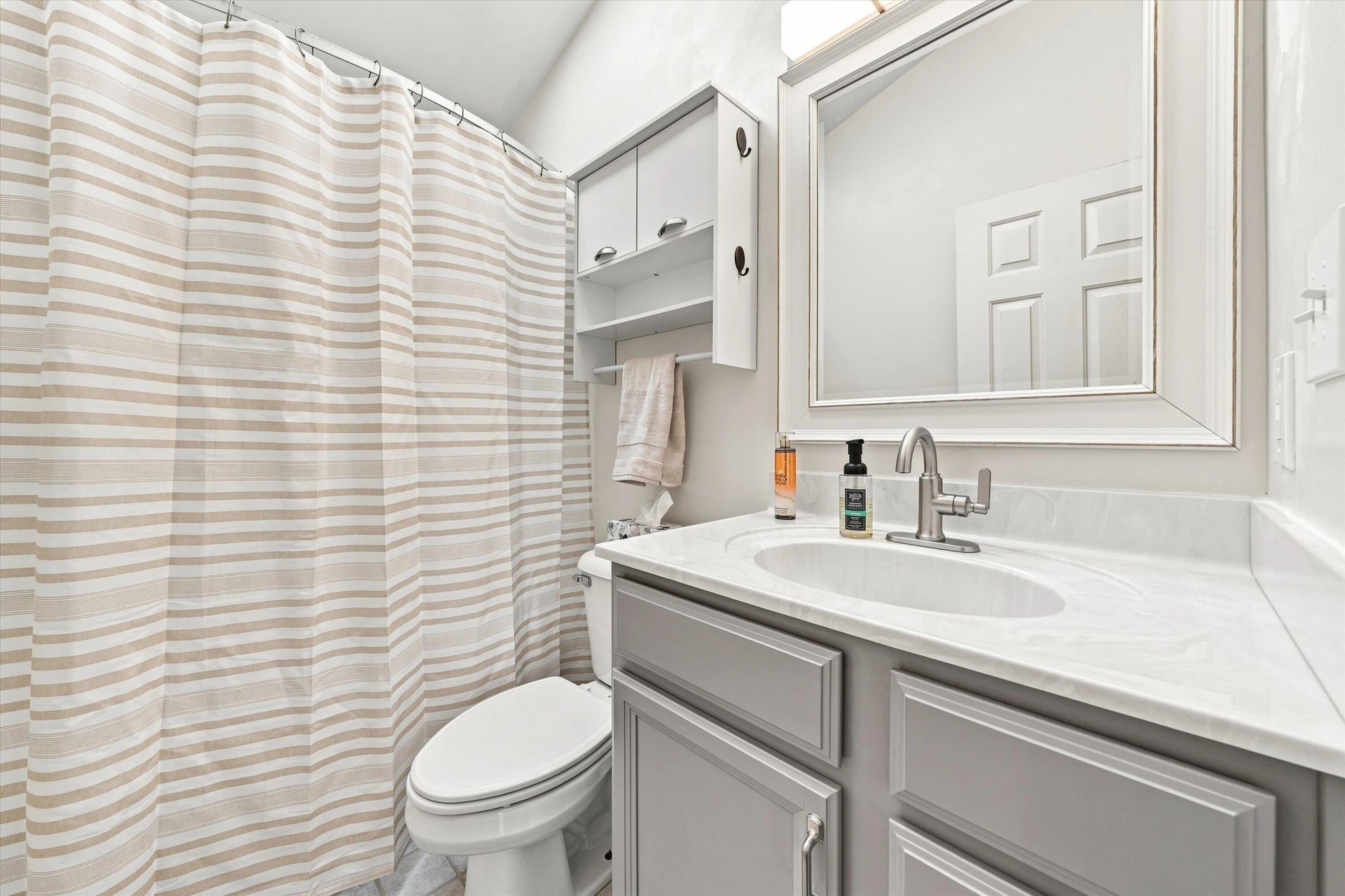 2417 Daleton BLVD NE - Photo 9
