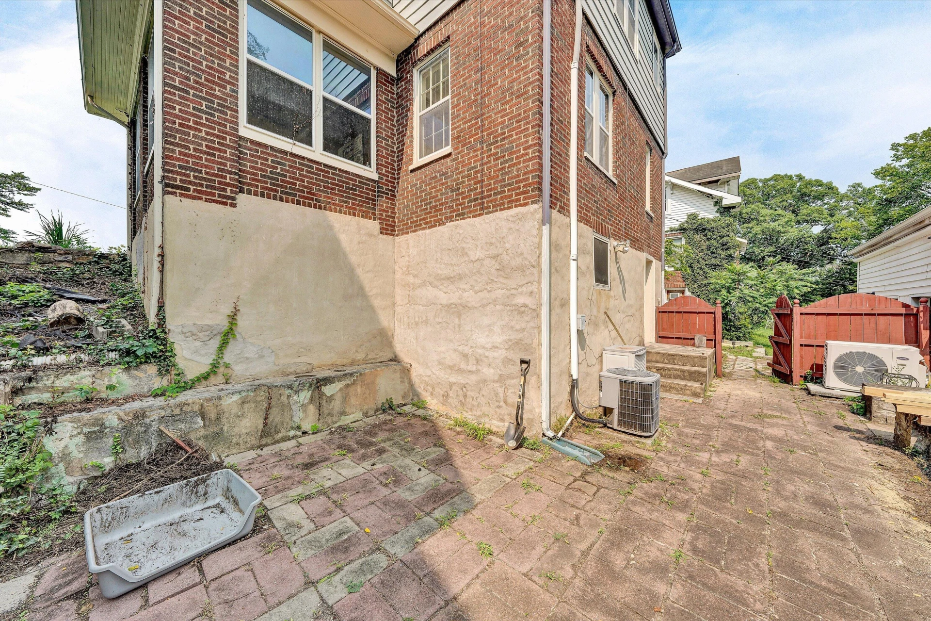 1016 Hamilton AVE SW - Photo 27