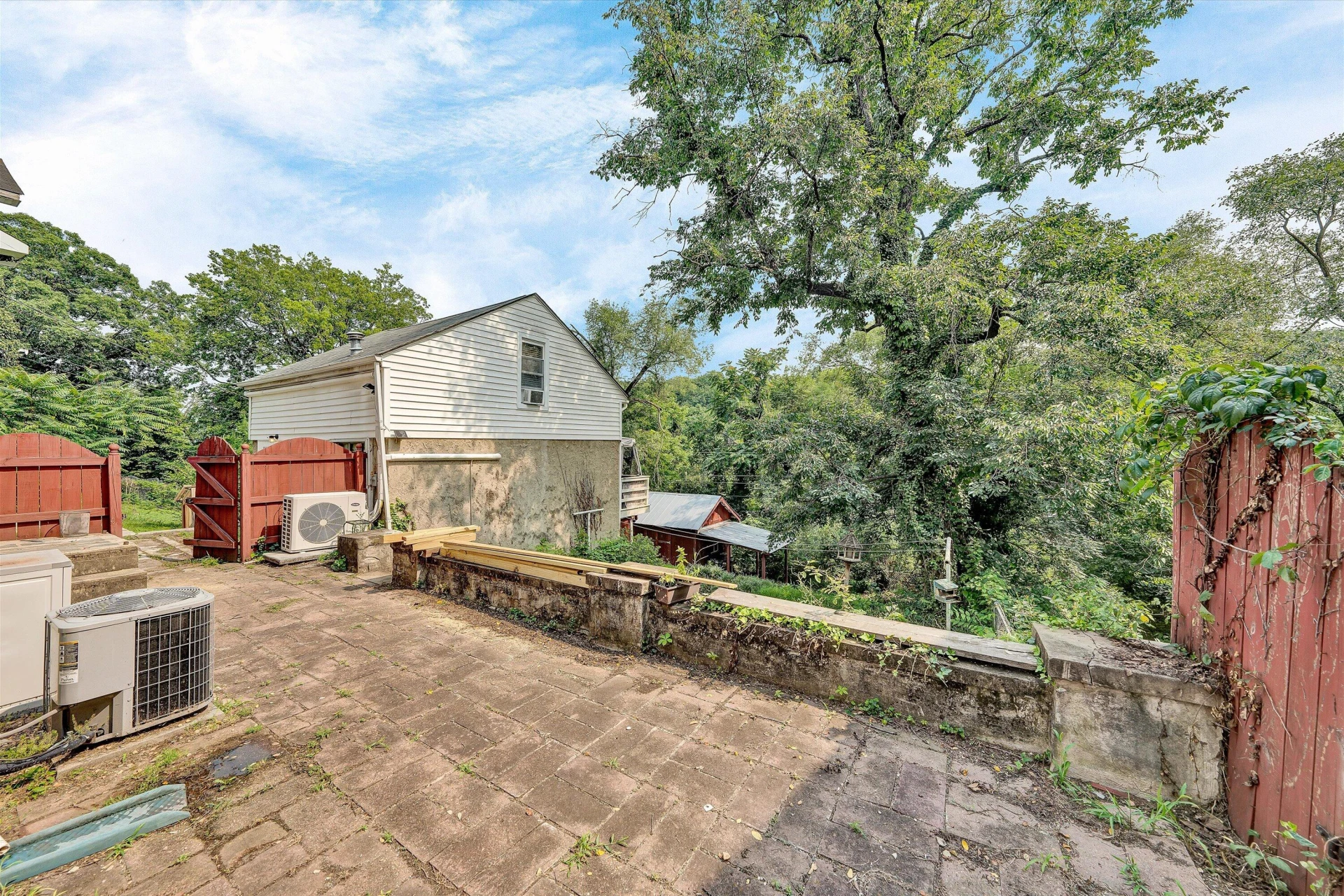 1016 Hamilton AVE SW - Photo 28