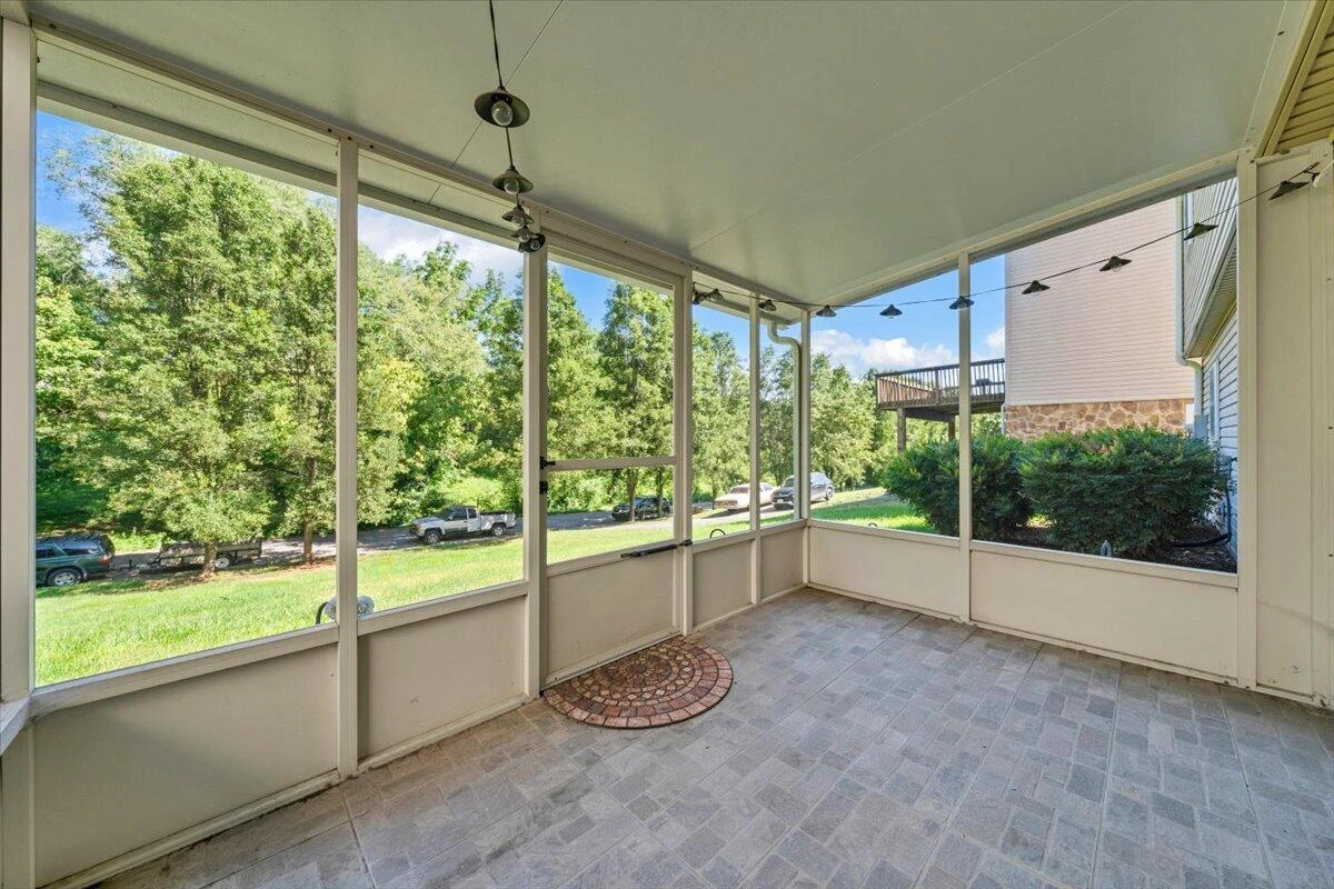2349 Locust Grove CIR NE - Photo 25