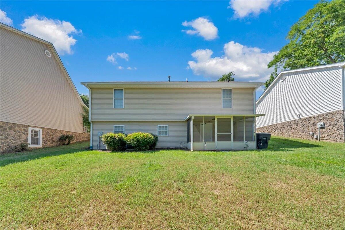 2349 Locust Grove CIR NE - Photo 35